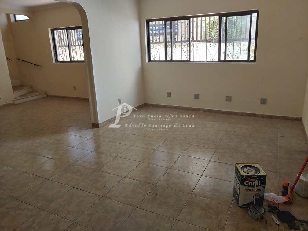 Casa à venda com 5 quartos, 250m² - Foto 5