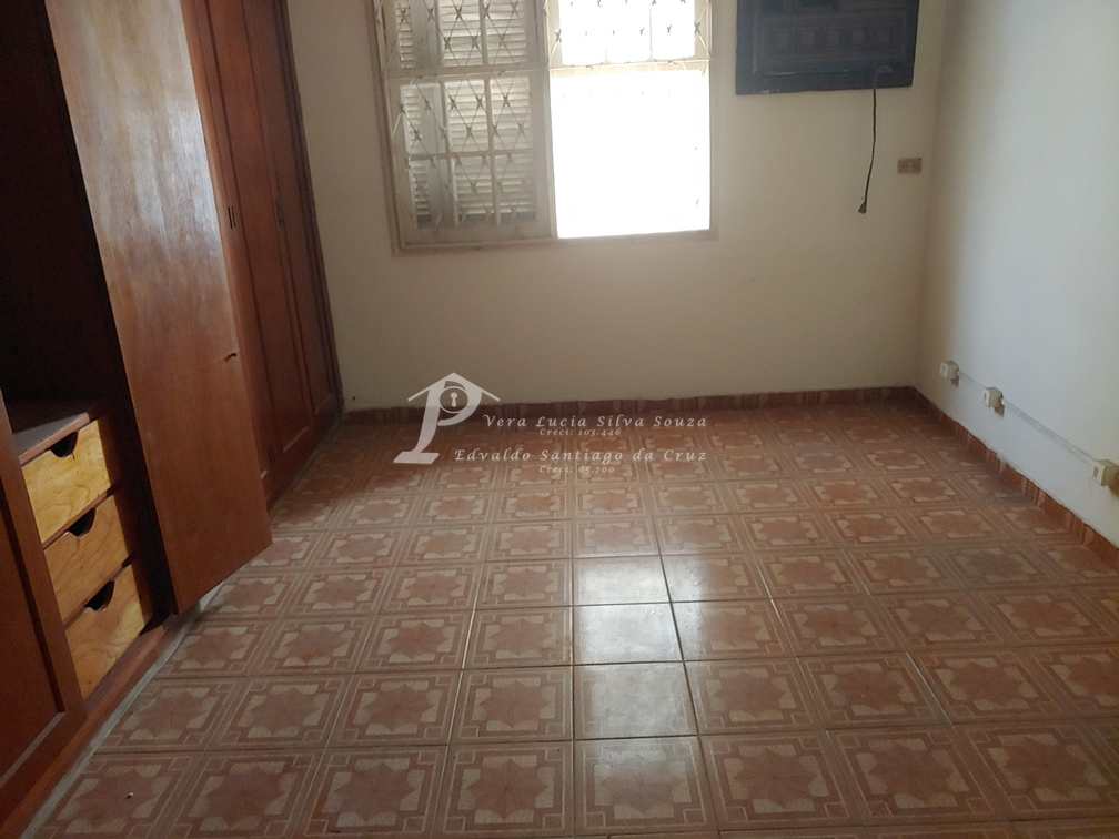 Casa à venda com 5 quartos, 250m² - Foto 7