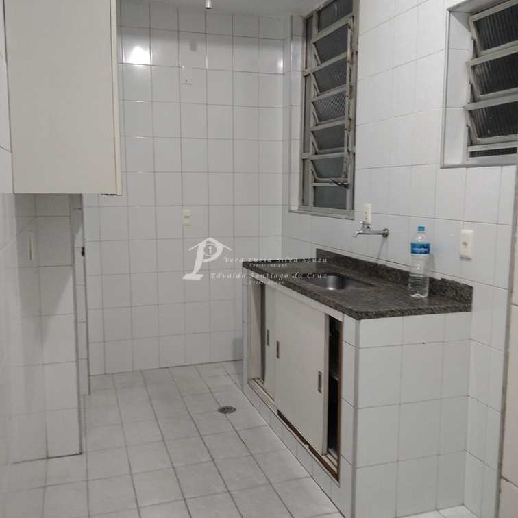 Apartamento à venda com 2 quartos, 77m² - Foto 9