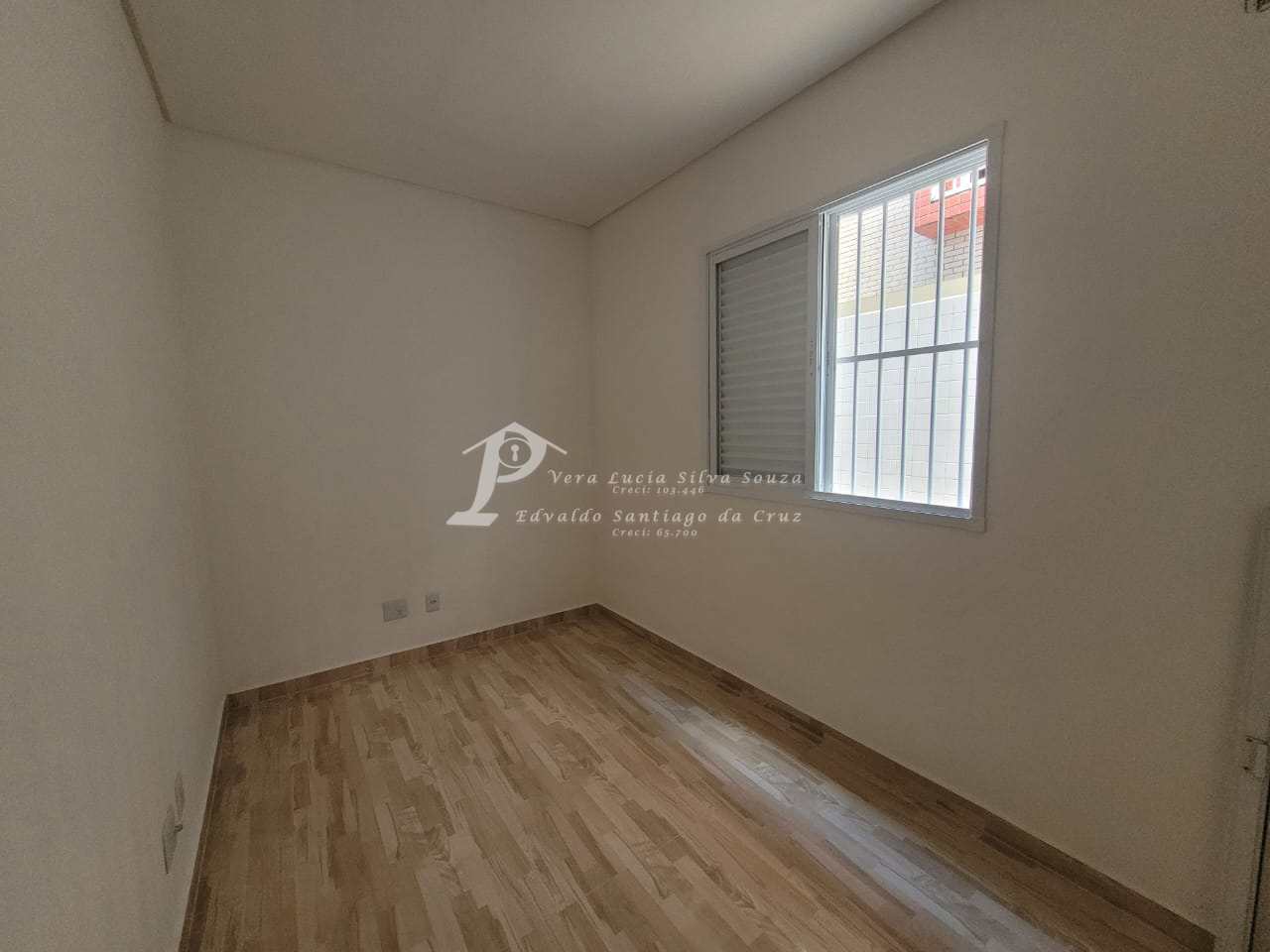 Casa à venda com 2 quartos, 70m² - Foto 15