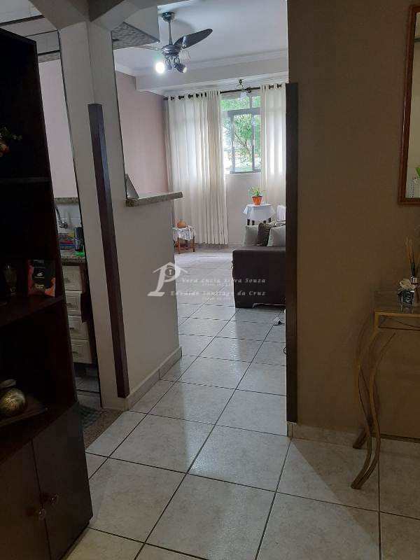 Apartamento à venda com 1 quarto, 45m² - Foto 3