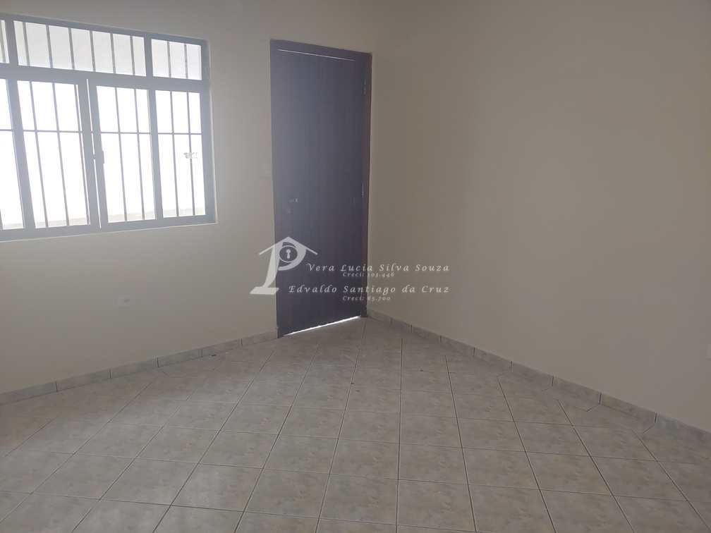 Casa para alugar com 1 quarto, 40m² - Foto 4