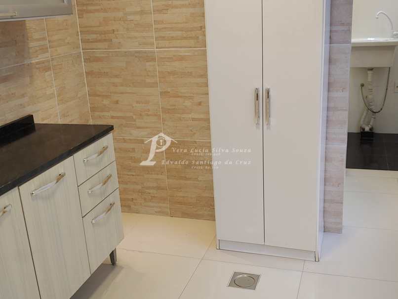 Apartamento à venda com 2 quartos, 110m² - Foto 4