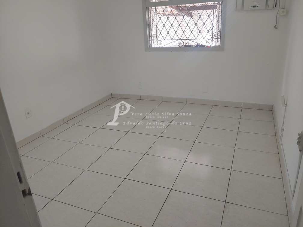 Casa à venda com 2 quartos, 80m² - Foto 5