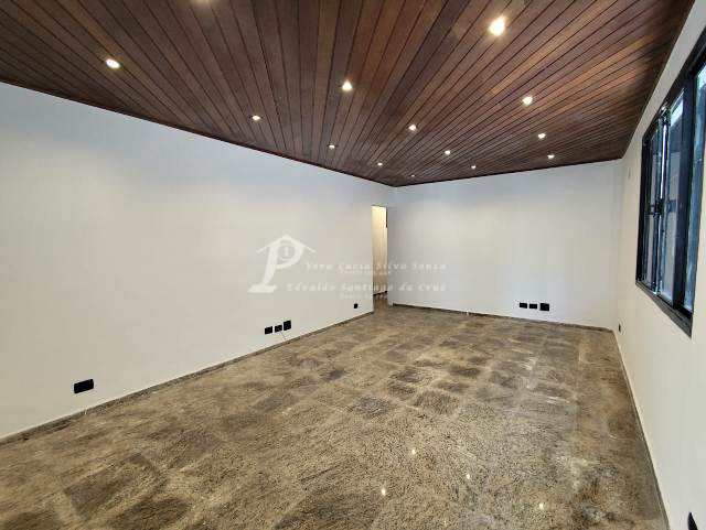 Casa para alugar com 2 quartos, 90m² - Foto 11