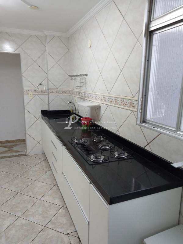 Apartamento à venda com 2 quartos, 70m² - Foto 3