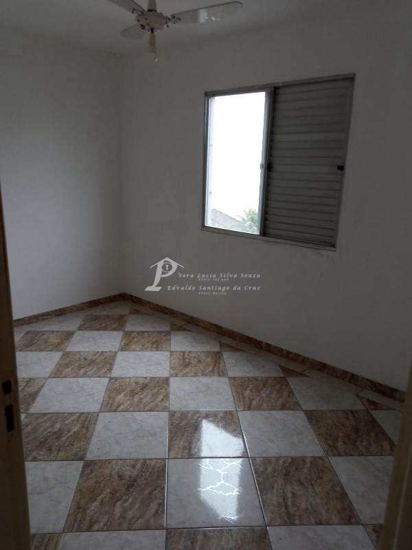 Apartamento à venda com 2 quartos, 70m² - Foto 2