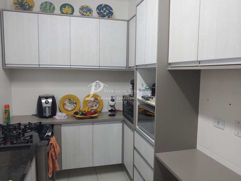 Sobrado à venda com 2 quartos, 90m² - Foto 4