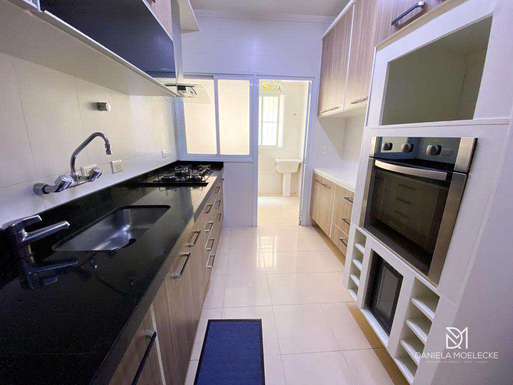 Apartamento à venda com 3 quartos, 140m² - Foto 11