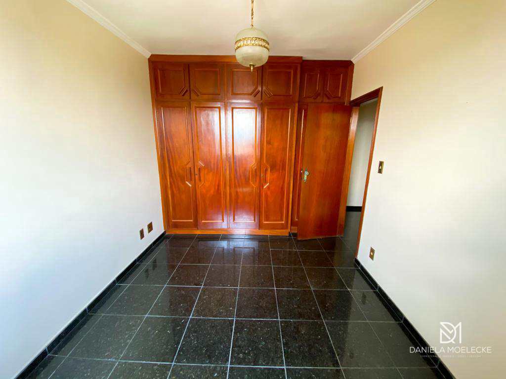 Apartamento à venda com 2 quartos, 115m² - Foto 19