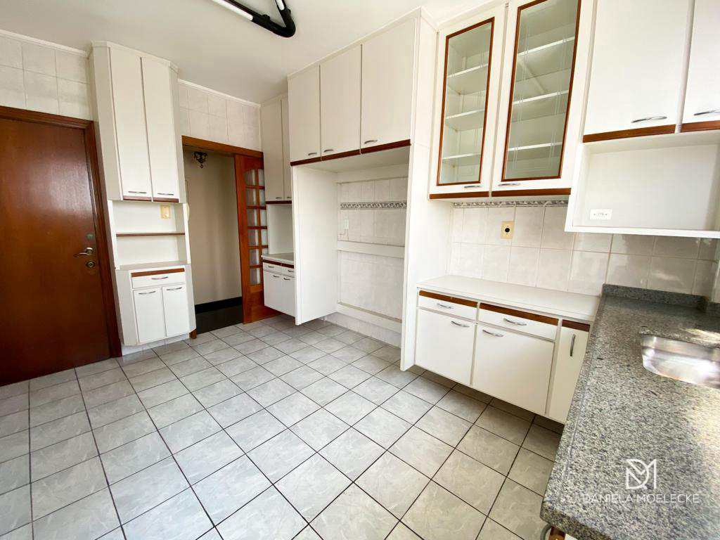 Apartamento à venda com 2 quartos, 115m² - Foto 9