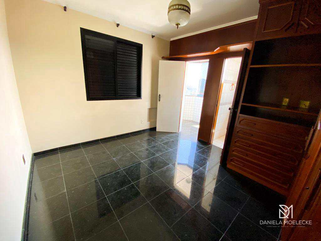 Apartamento à venda com 2 quartos, 115m² - Foto 11