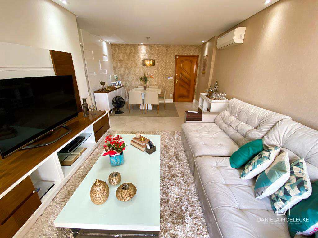 Apartamento à venda com 4 quartos, 160m² - Foto 1