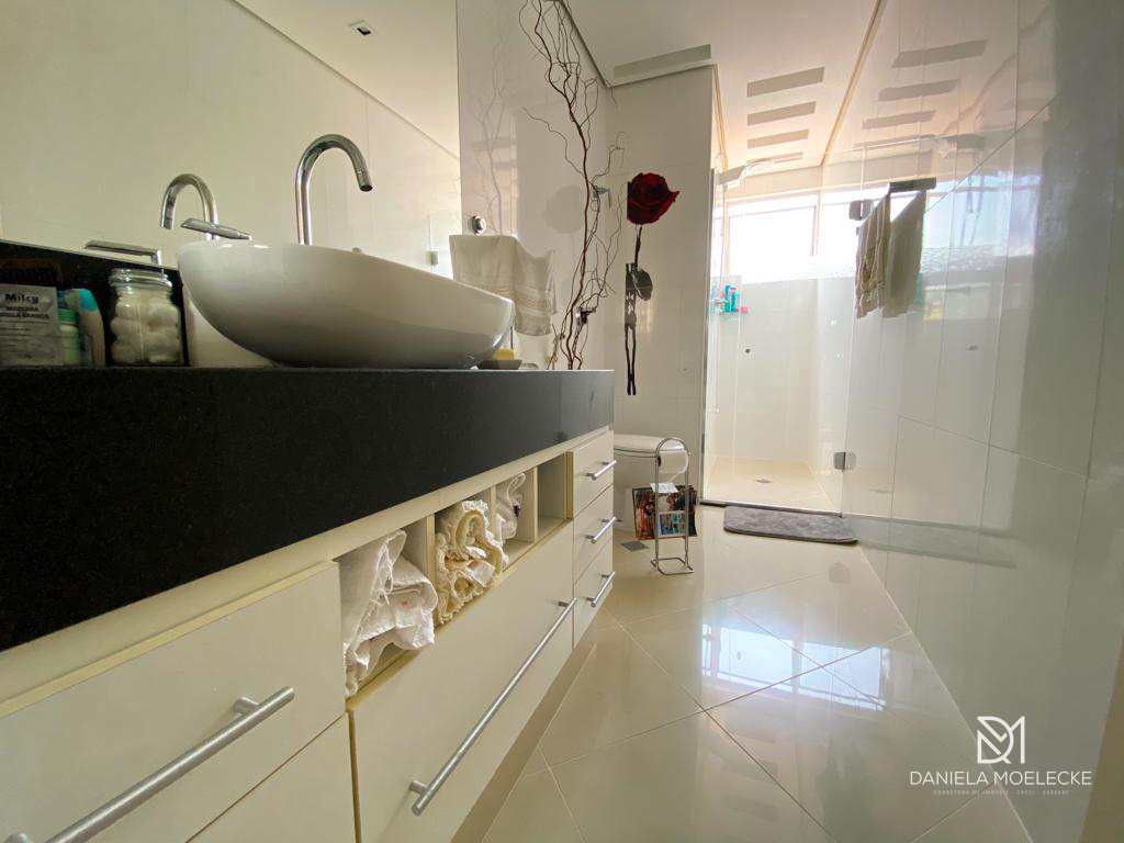 Apartamento à venda com 3 quartos, 114m² - Foto 16