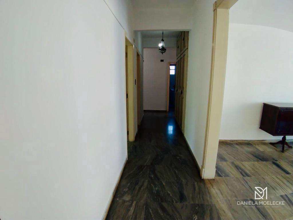 Apartamento à venda com 4 quartos, 192m² - Foto 16