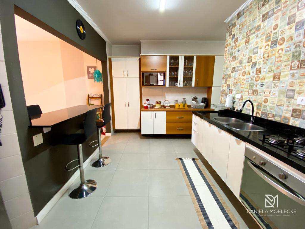 Apartamento à venda com 2 quartos, 127m² - Foto 9