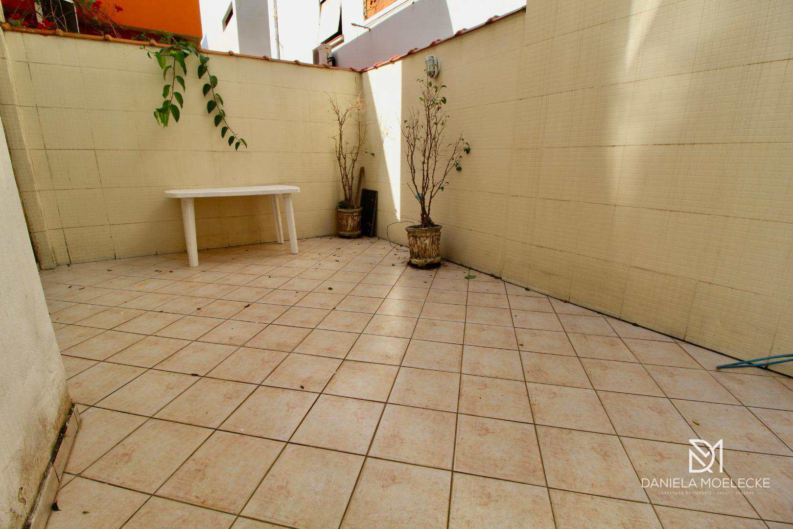 Casa à venda com 3 quartos, 101m² - Foto 9