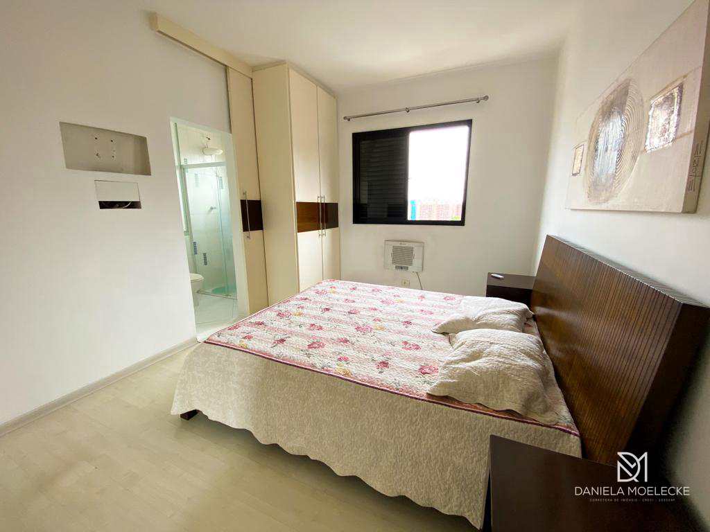 Apartamento à venda com 3 quartos, 120m² - Foto 13