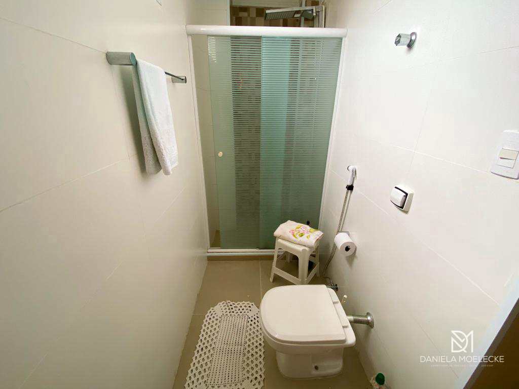 Apartamento à venda com 2 quartos, 100m² - Foto 12