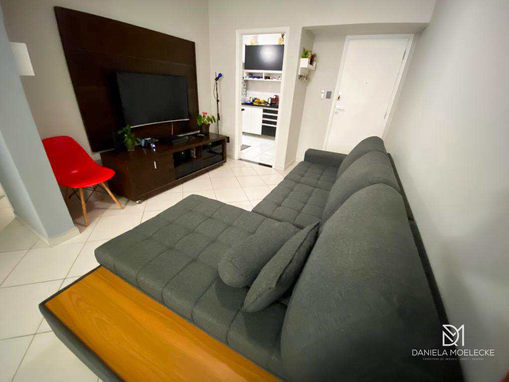 Apartamento à venda com 2 quartos, 89m² - Foto 3