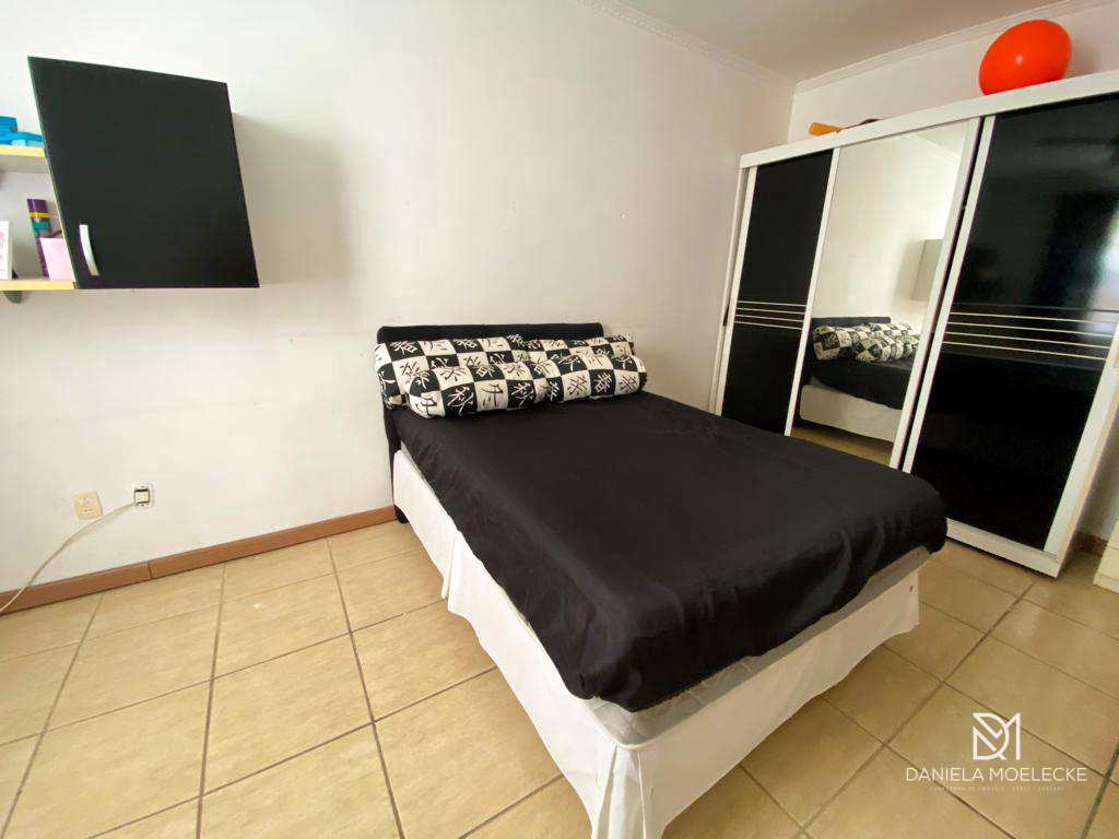 Apartamento à venda com 2 quartos, 80m² - Foto 9