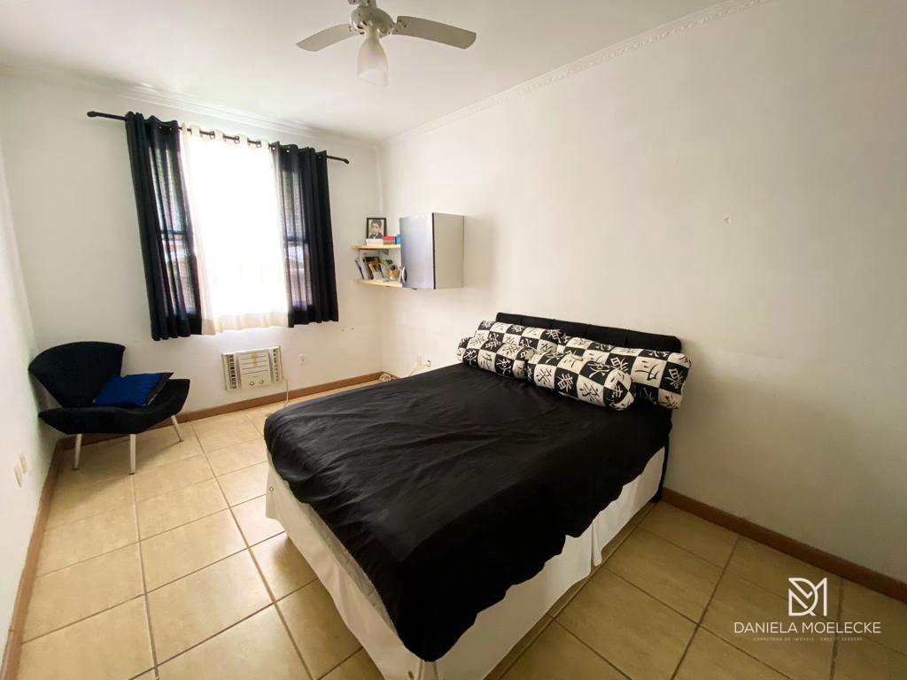 Apartamento à venda com 2 quartos, 80m² - Foto 7