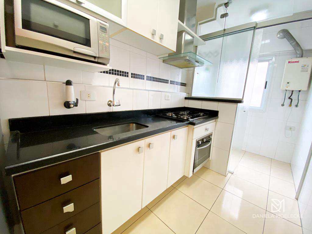 Apartamento à venda com 3 quartos, 70m² - Foto 7