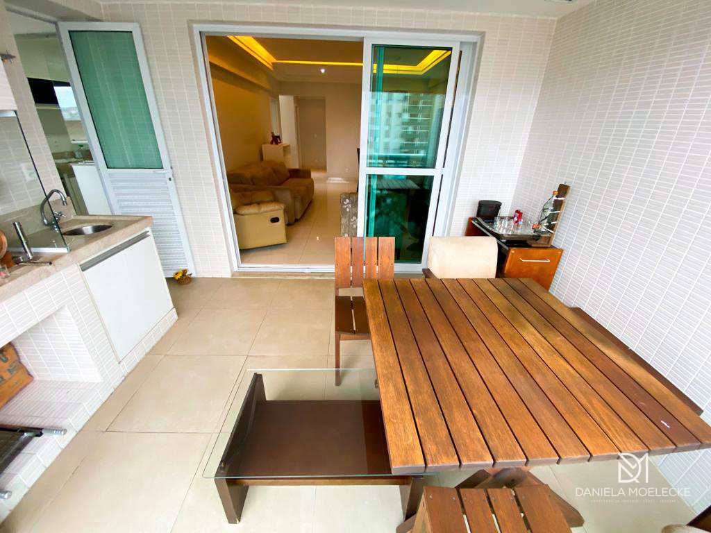 Apartamento à venda com 2 quartos, 128m² - Foto 4