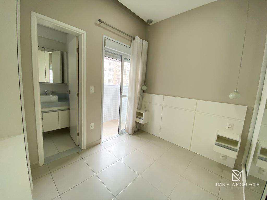 Apartamento à venda com 3 quartos, 82m² - Foto 12