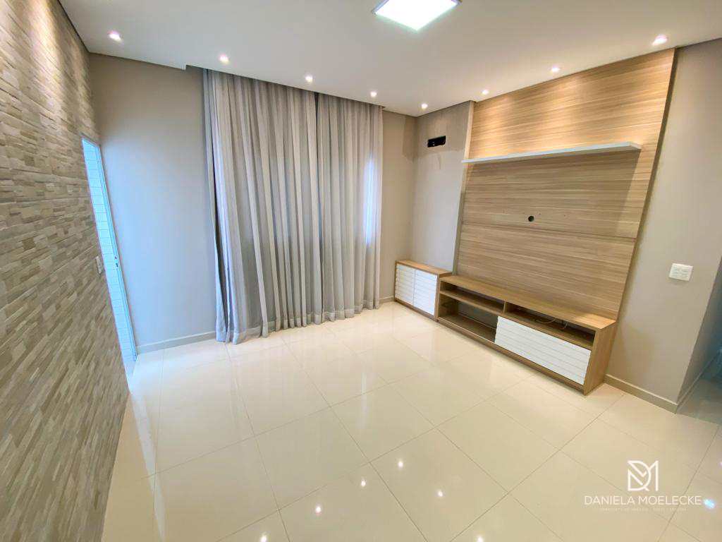 Apartamento à venda com 3 quartos, 82m² - Foto 2