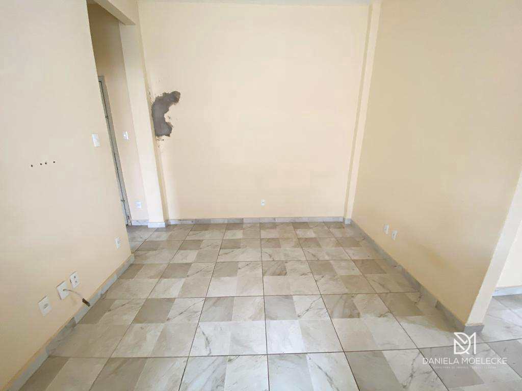 Apartamento à venda com 2 quartos, 58m² - Foto 3