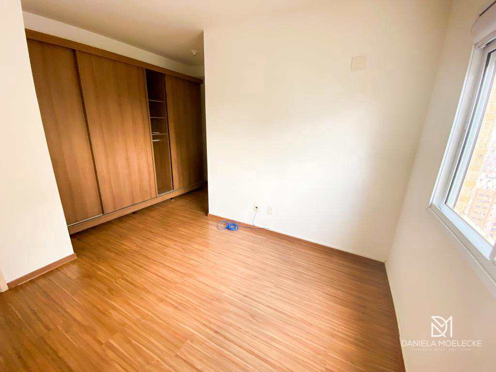 Apartamento à venda com 3 quartos, 111m² - Foto 11