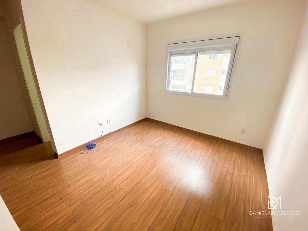 Apartamento à venda com 3 quartos, 111m² - Foto 10