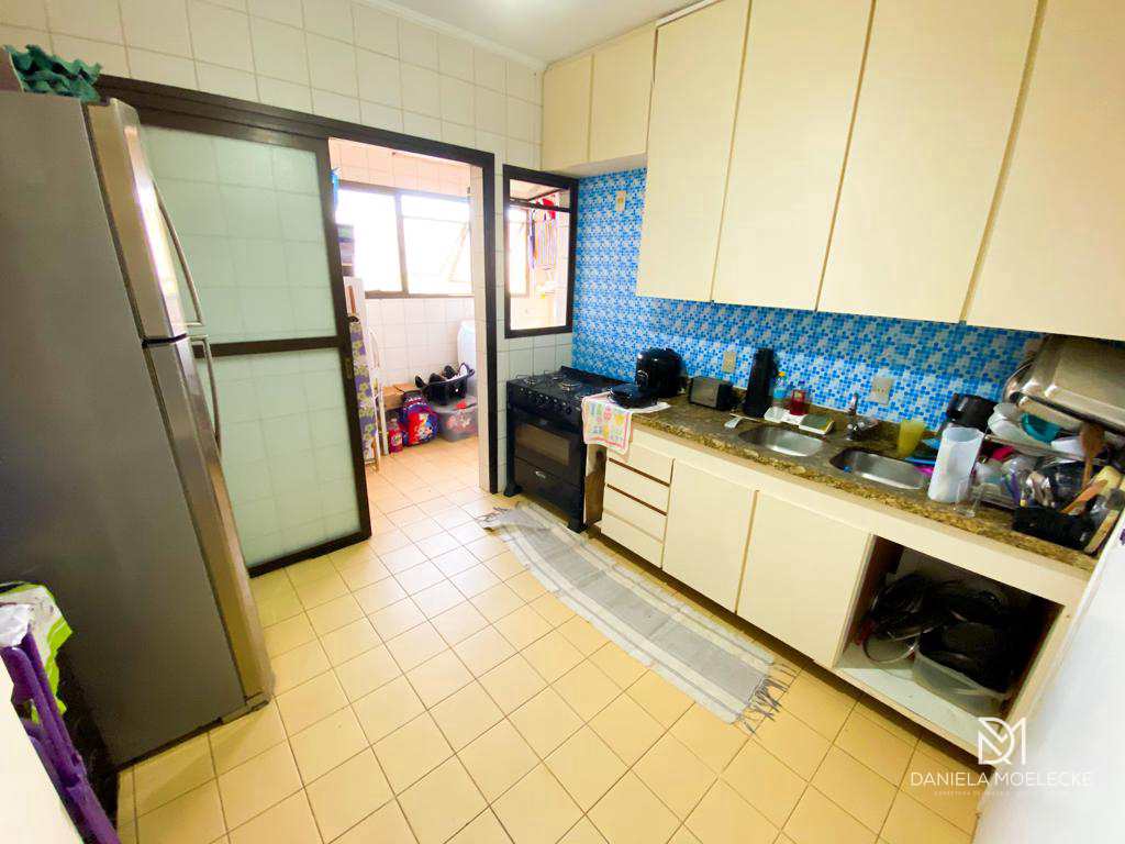 Apartamento à venda com 2 quartos, 110m² - Foto 7