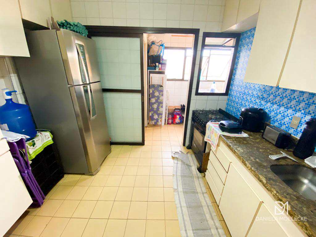 Apartamento à venda com 2 quartos, 110m² - Foto 8