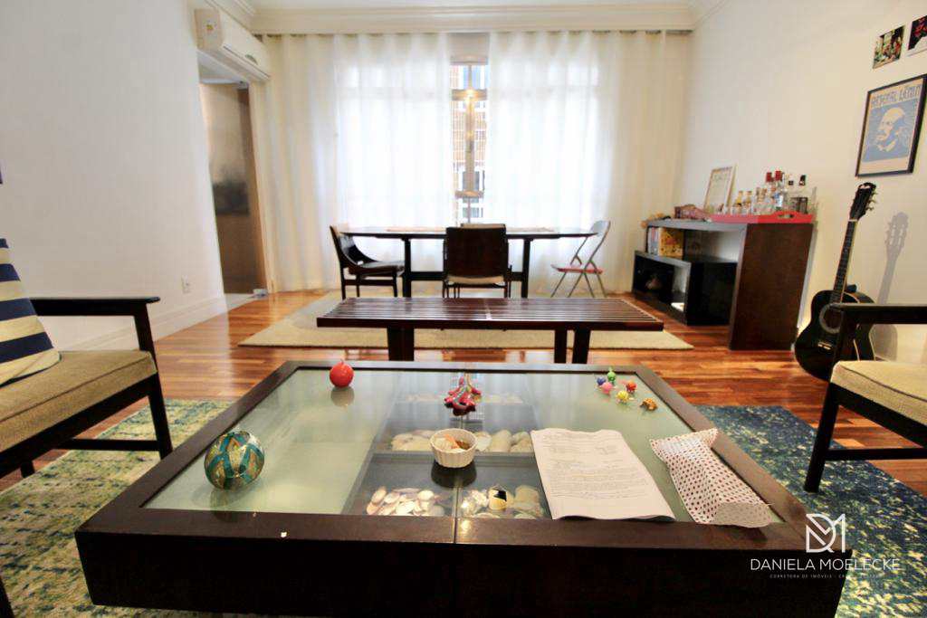 Apartamento à venda com 3 quartos, 158m² - Foto 4