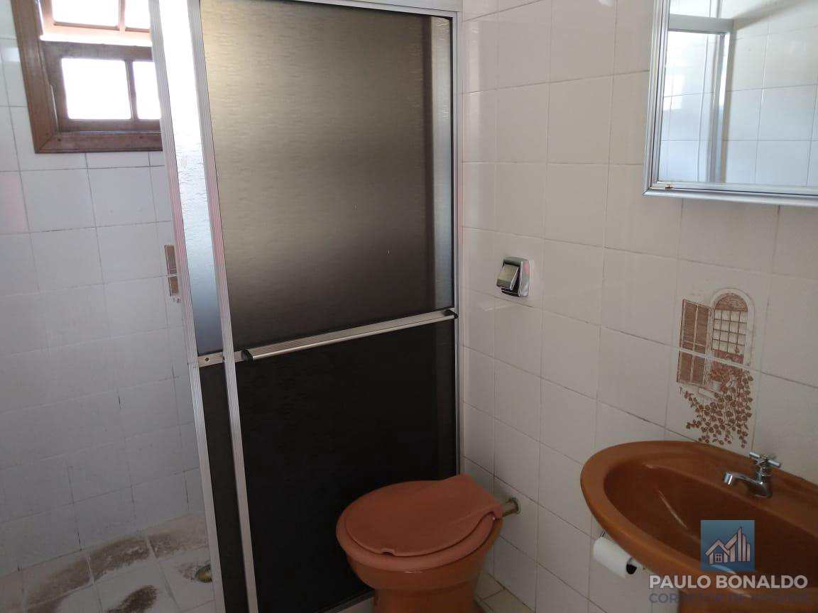 Casa à venda com 2 quartos, 250m² - Foto 3