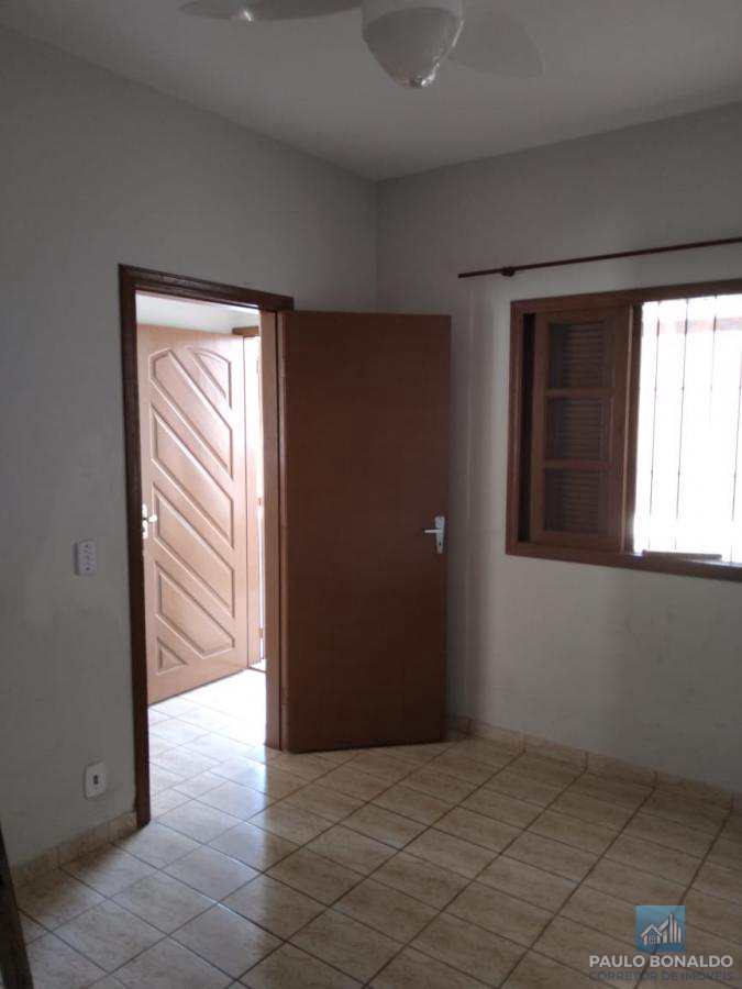 Casa à venda com 2 quartos, 250m² - Foto 11