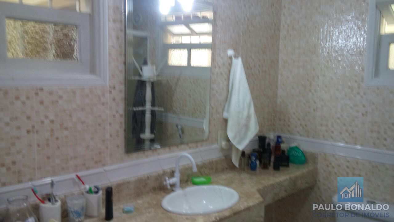 Casa à venda com 3 quartos, 300m² - Foto 9