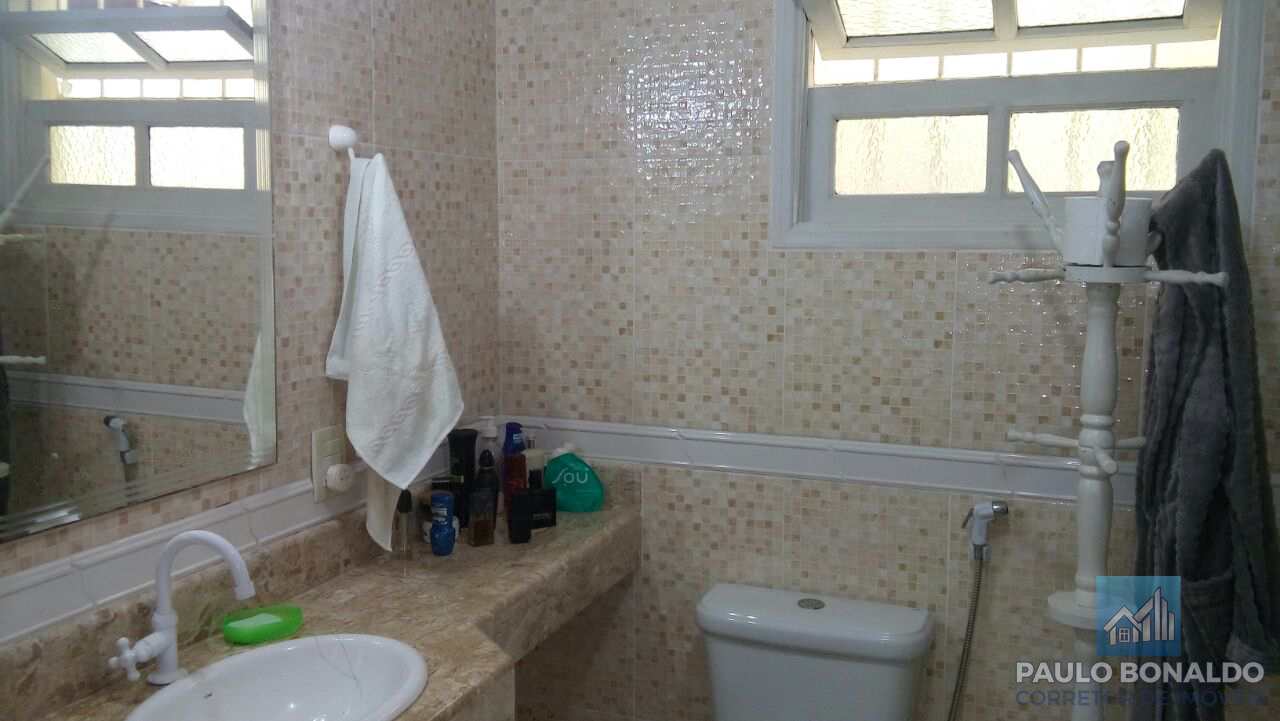 Casa à venda com 3 quartos, 300m² - Foto 5