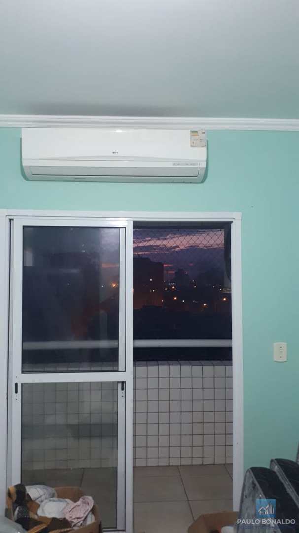 Apartamento à venda com 2 quartos, 67m² - Foto 10