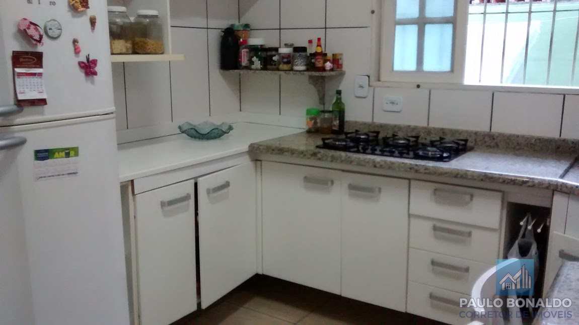 Casa à venda com 2 quartos, 79m² - Foto 15