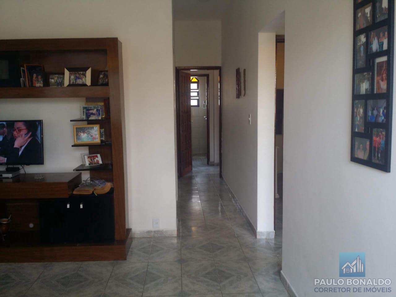 Casa à venda com 3 quartos, 165m² - Foto 2