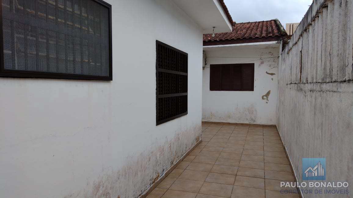 Casa à venda com 3 quartos, 306m² - Foto 21