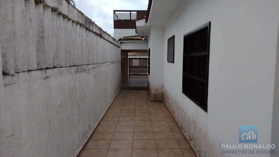 Casa à venda com 3 quartos, 306m² - Foto 19