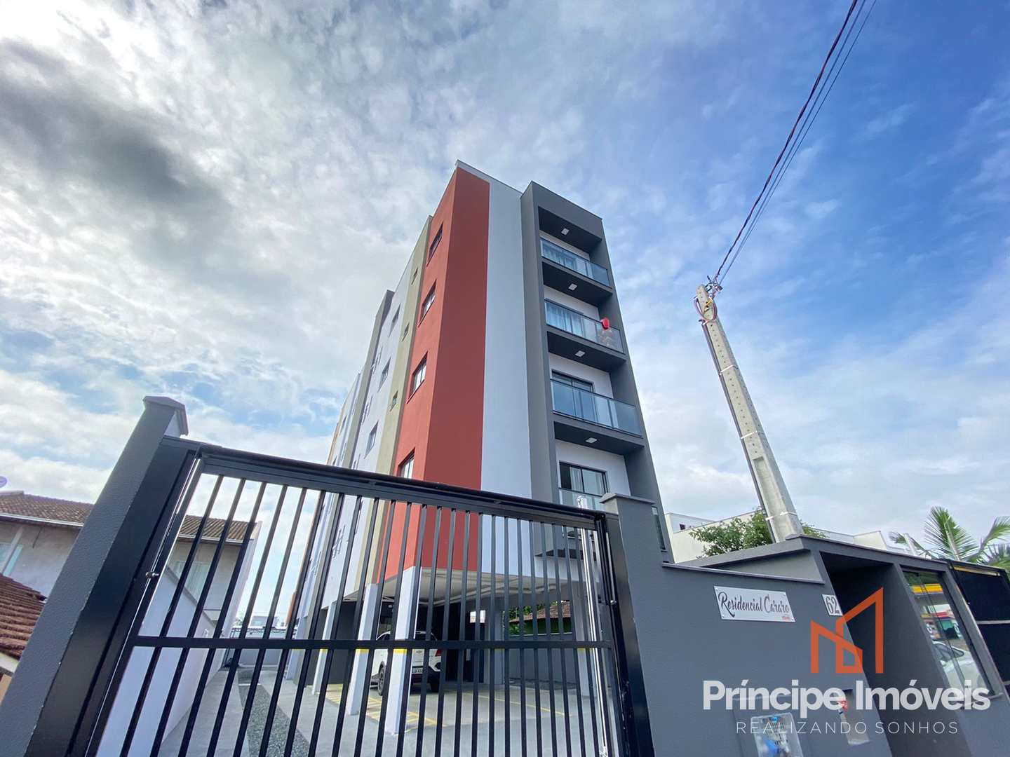 Apartamento com 3 dormitórios no Aventureiro