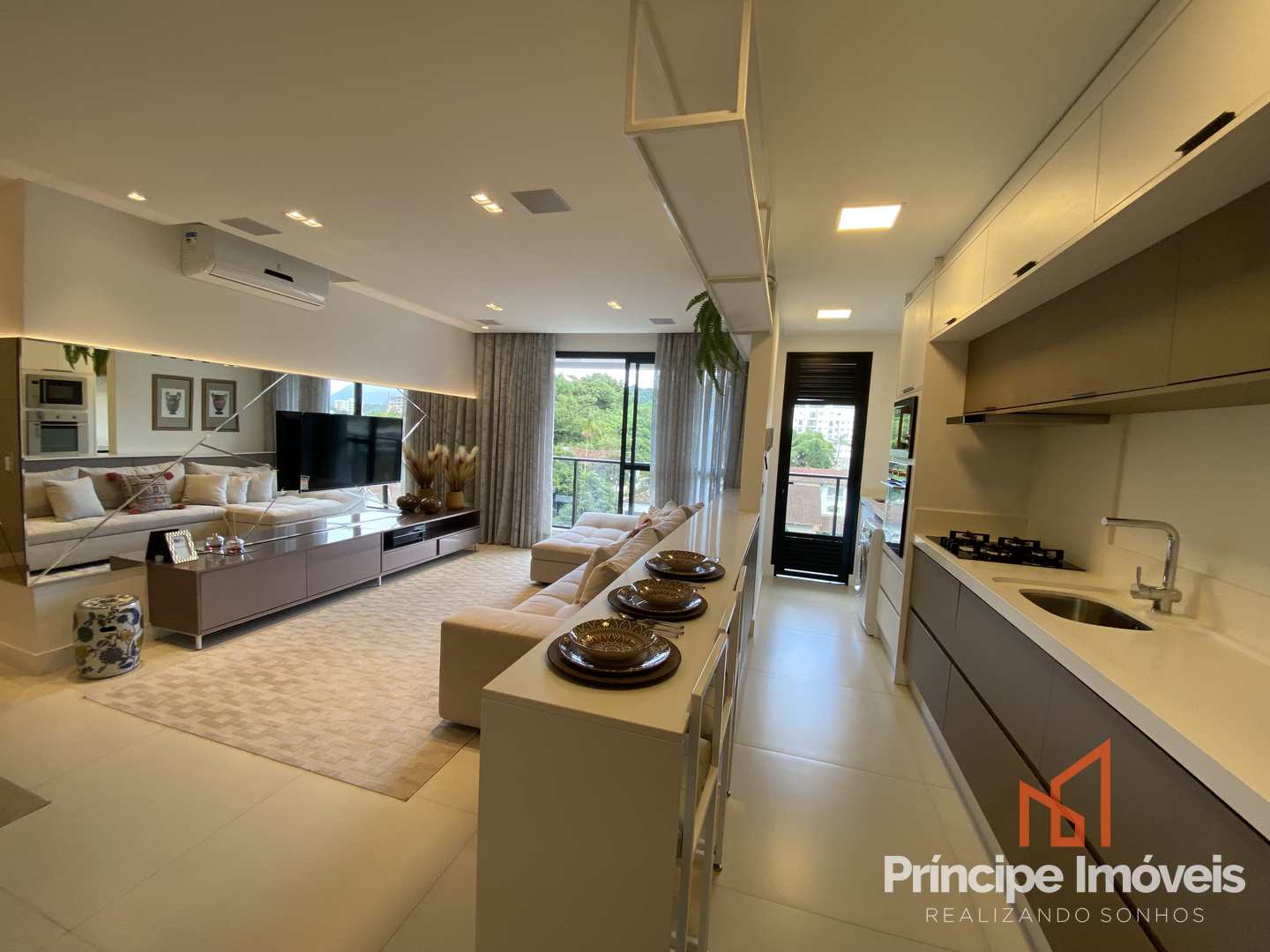 Apartamento com 3 Suites, no Atiradores, Joinville