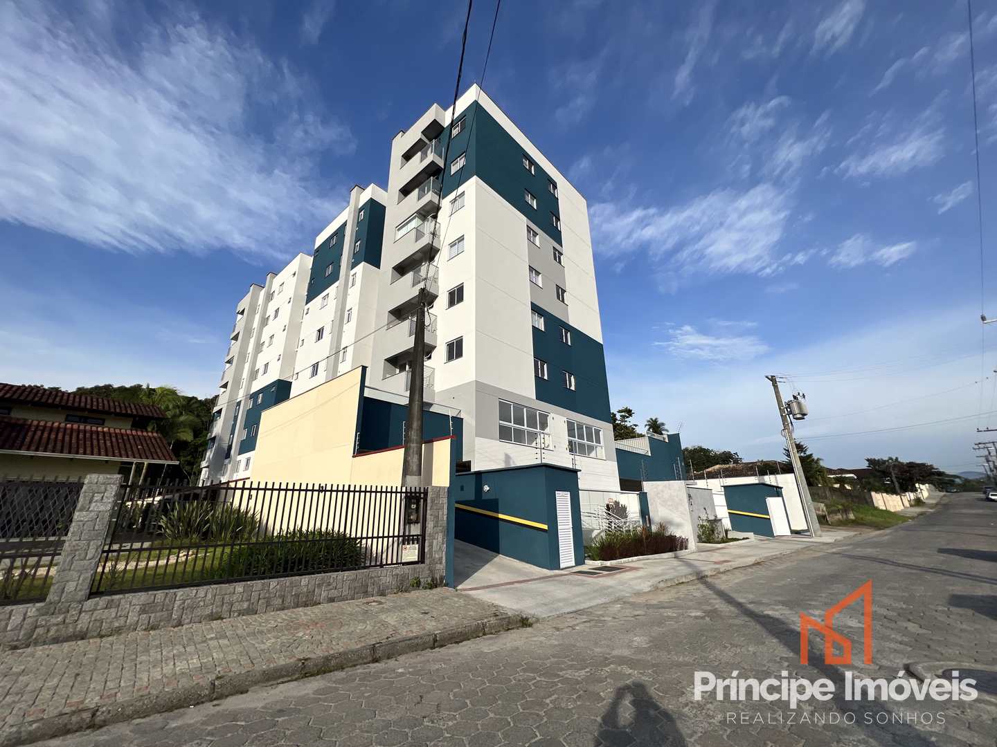 Apartamento com 2 dormitórios no Floresta