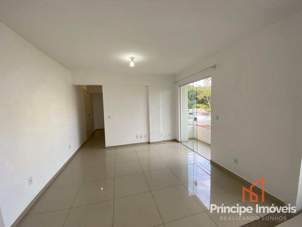 Apartamento com 2 dormitórios no Floresta