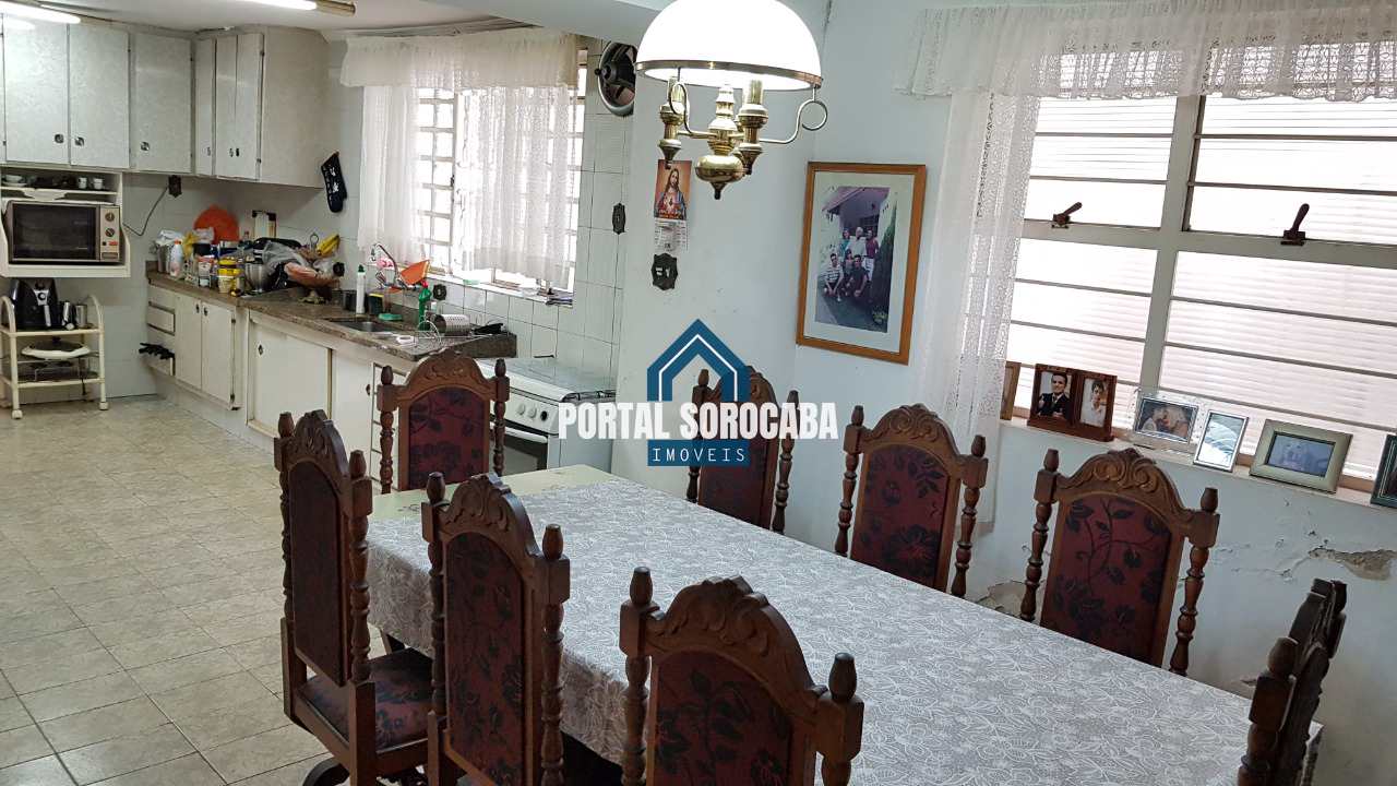 Casa à venda com 3 quartos, 360m² - Foto 4